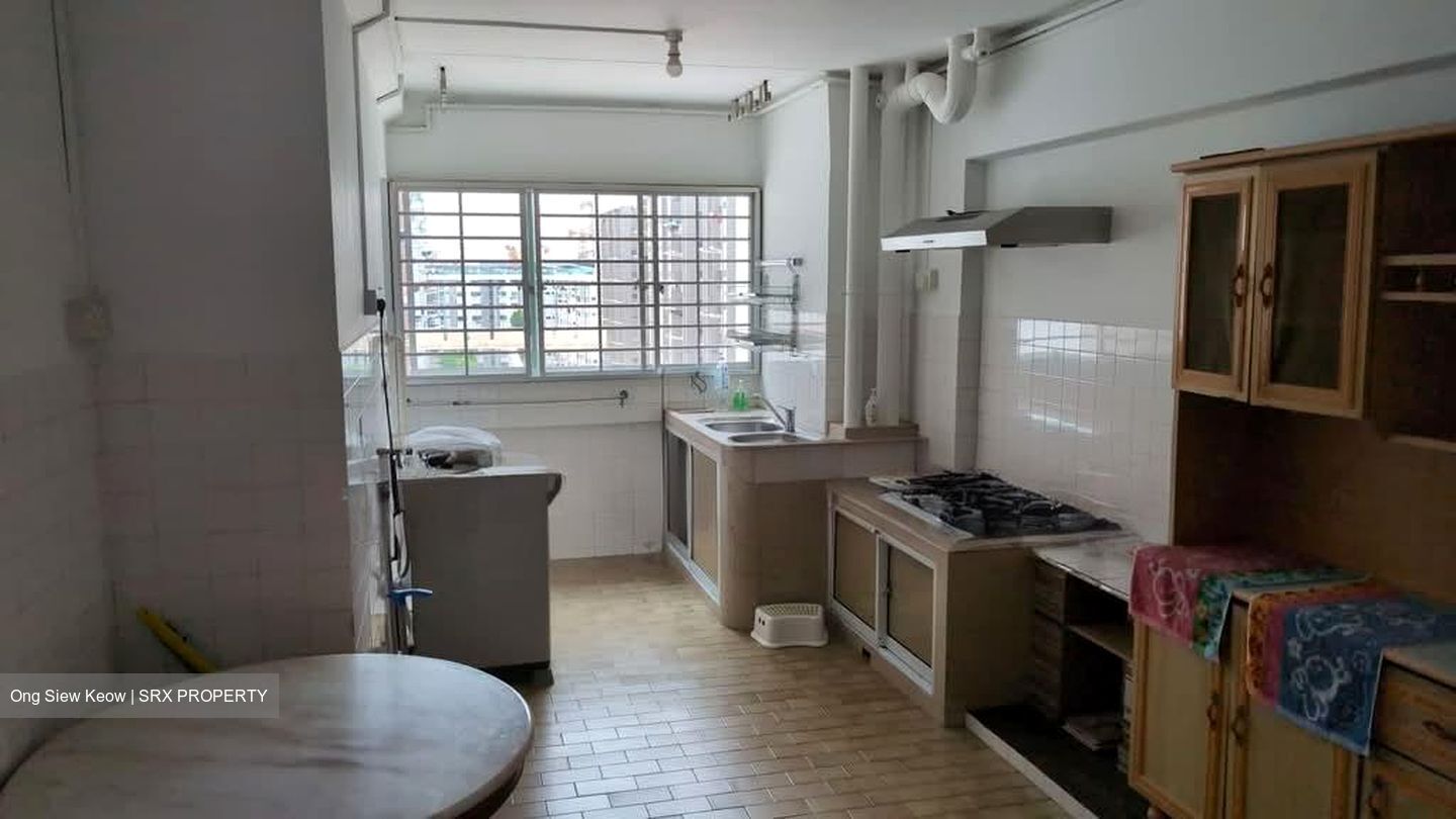 Blk 808 Tampines Polyview (Tampines), HDB 3 Rooms #556262141